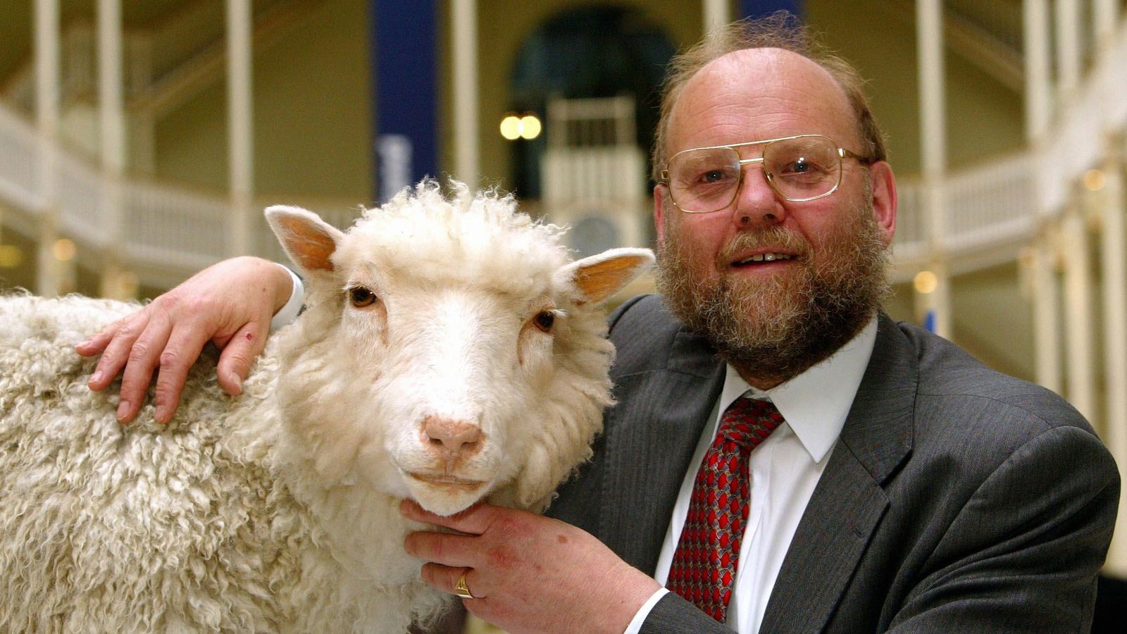 Sir Ian Wilmut: Scientist who led team which cloned Dolly the sheep dies | UK News