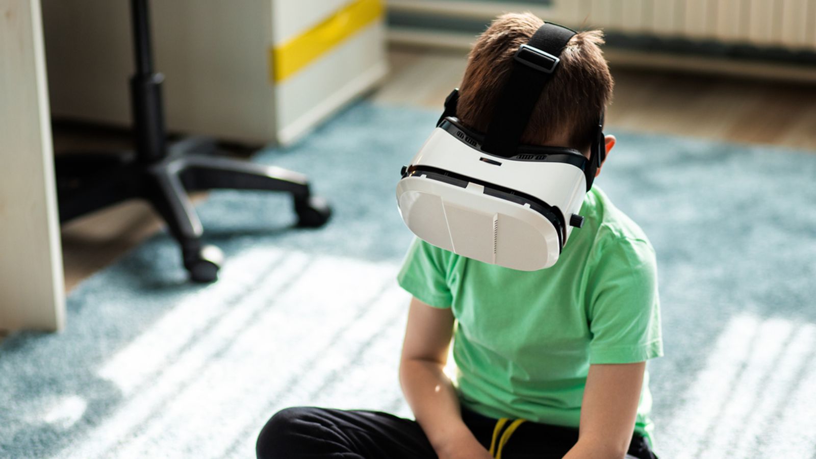 Sex offenders using virtual reality to abuse children as victims describe feeling ‘phantom touch’ | Science & Tech News