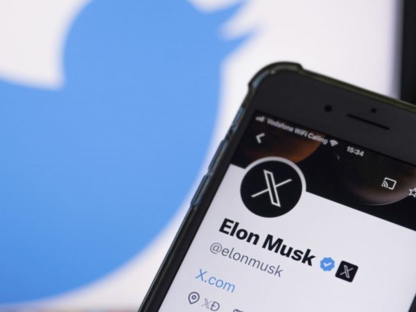 Elon Musk could be made to testify in Twitter sale investigation | US News