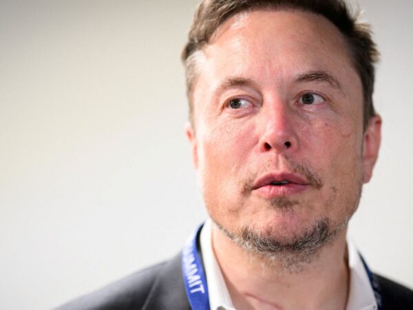 Elon Musk accused of promoting ‘Pizzagate’ conspiracy theory | Science & Tech News