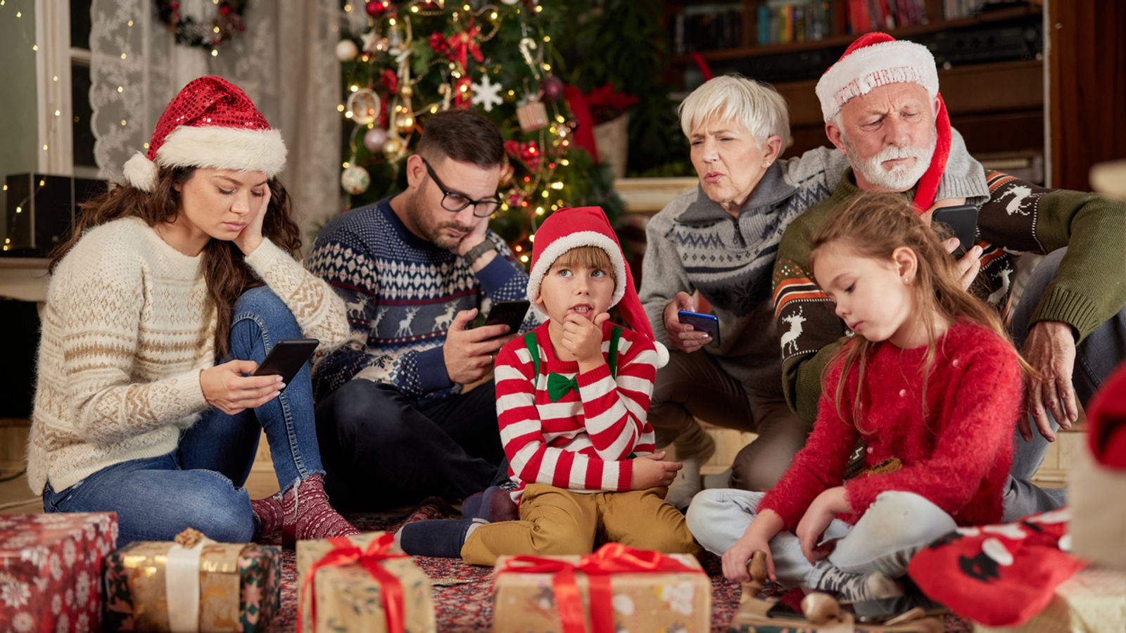 As UK braces for new internet traffic record, here are some tips to help your broadband at Xmas | Science & Tech News